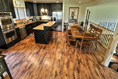 Image de Maison de ville de luxe; Cuisine gastronomique et bain à remous privé