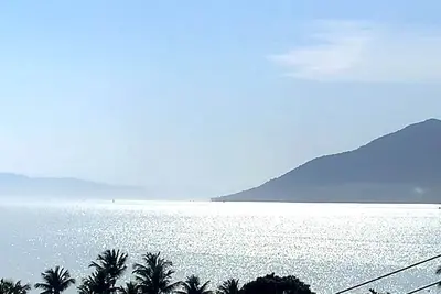 Image de House on the beach with views of the sea and mountains for 8 people North Coast