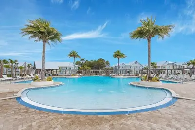Image de Hub House-Sleep 6, 2br 2ba, Golf Cart, Heated Pool