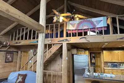 Image de 3\/2 Rustic Tennessee Mountain Cabin With Loft