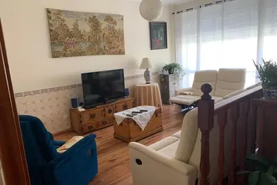 Image de High quality furnished, 4 minutes walk to São Martinho do Porto Bay.