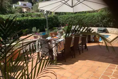 Image de Las Flores, flower garden, quiet private residence 1km from the sea