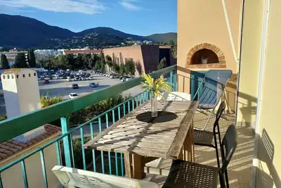 Image de A 3 min à pied de la plage et du centre, charmant studio 2*avec terrasse +parking