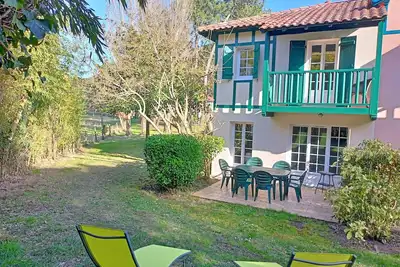 Image de Maison au milieu des pins entre golf et plage