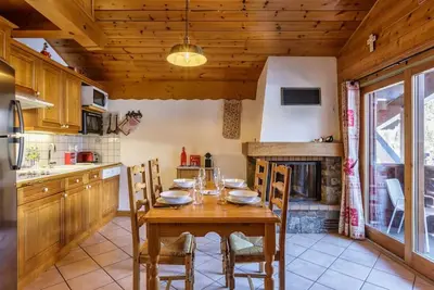 Image de Verny · Appart 2ch Familiale | Pied Pistes | Piscine | Vue
