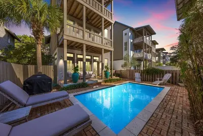 Image de Private Heated Pool /5br/ Located Close to Beach & Rosemary Town Center