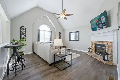 Image de Weekday Pricing Live! Cozy Spot for Extended Stays