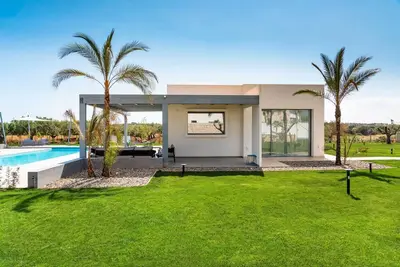 Image de Lovely new villa with pool at walking distance from the beach