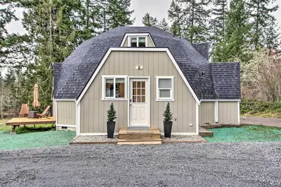 Image de Geodesic Dome House w/ Scenic Views + Hot Tub