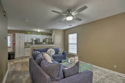 Cozy Columbia Home w/ Community Pool Access!
