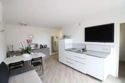 Image de Très bel appartement vue mer à 600 m de la plage, résidence fermée