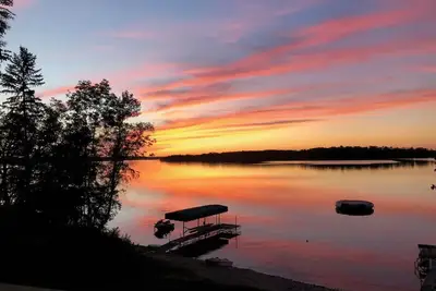 Image de 320' of sandy shore - privacy + pontoon available