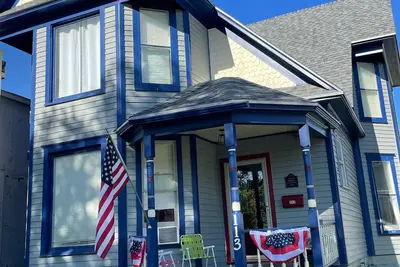 Image de Historic 1895 Queen Anne Victorian