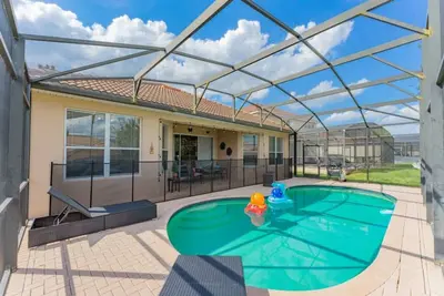 Disney Vacation Oasis | Pool • Bbq • Resort Fun