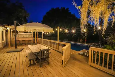 Image de 'Authentic Savannah' Oak canopied Street near Wormsloe and local dining