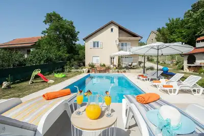 Image de Magnifique maison de 4 chambres à Suhac