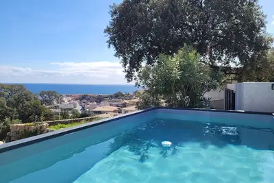Image de Superbe Villa de rêve avec vue panoramique à 200 ° sur la mer située à Solenzara