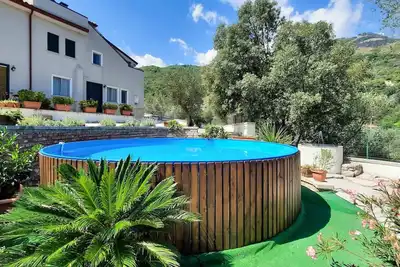 Image de Family-friendly apartment in villa with outdoor pool perfect to explore Campania