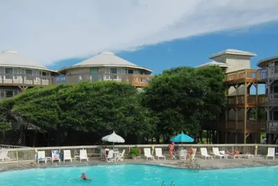 Image de Peppertree Ab condo in prime location with all the extras you could dream of!