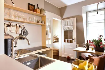 Image de Villa B-New spirit within old walls: luxurious living in the residential town of Gotha