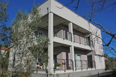 Image de Modern holiday house w/hot tub & close to all amenities for attractive vacations