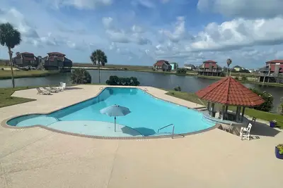 Image de Poolside Condo with Gulfview - Bahia de Matagorda Clubhouse