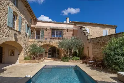 Image de Mas de charme 12 personnes, piscine privée à 2 pas du Pont-du-Gard & Uzès.