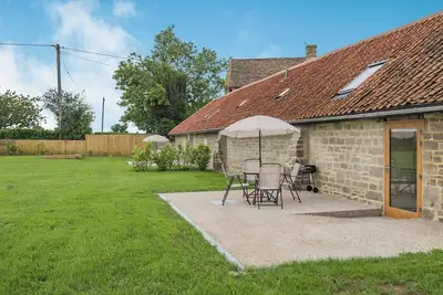 Image de 2 chambres à coucher à Wingfield