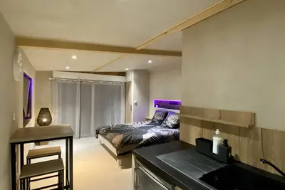 Image de Superbe studio meublé 25m2 avec terrasse