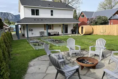 Image de Bright and Cozy Home in the Heart of Cle Elum