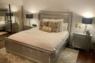 Image de Beautiful downtown Long Beach condo with great view
