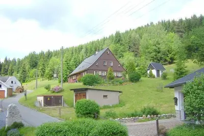 Image de Maison de vacances Klingenthal pour 2 - 8 personnes avec 3 chambres à coucher - Maison de vacances