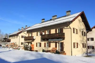 Image de Appartement de charme Ă Kitzbuhel avec balcon