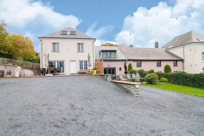 Image de Maison de vacances א Bastogne avec sauna