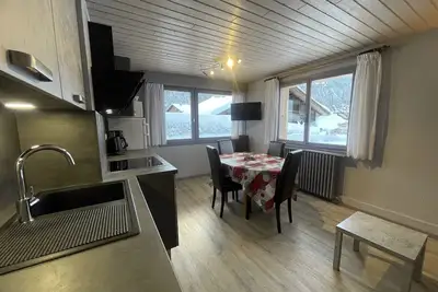 Image de Grotte aux Fées D - Appartement au pied des pistes, proche 6 pers. village