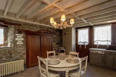Image de Gîte confortable avec jardin près de la forêt à Malempré