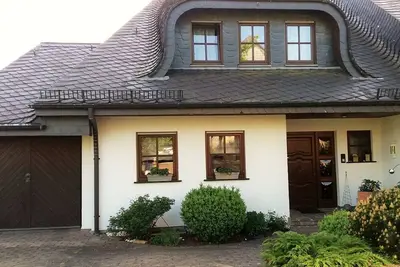 Image de Appartement à Ulmen avec Jardin et Bbq