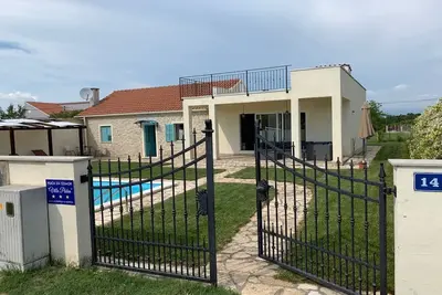 Maison à Zadar avec piscine privée