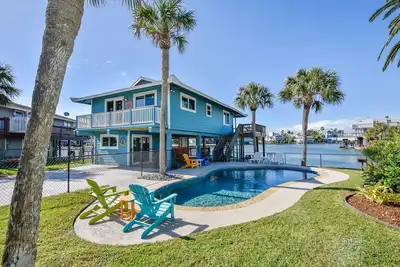 Image de Reel Paradise | Pet Friendly, Waterfront, Pool!