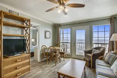 Room with a View | Private Balcony + Gulf Views!