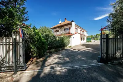 Appartement spacieux à Pakostane Dalmatie, Croatie