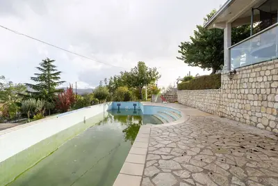 Image de Appartement accueillant Ă Campobasso avec cour