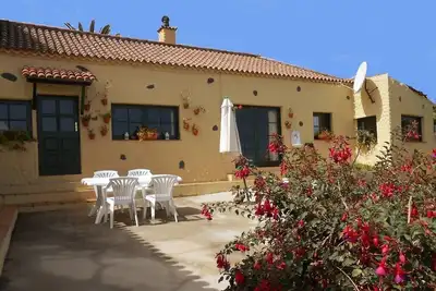 Rustic Casita In The Orotava Valley Surrounded By Vineyards With HotTub and Wifi
