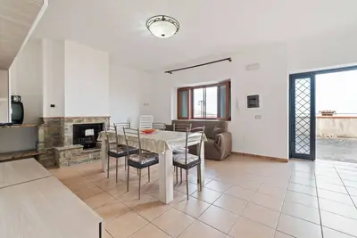 Image de Appartement א Agropoli avec jardin