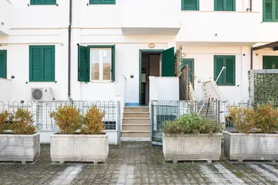 Image de Appartement pittoresque Ă Policastro Bussentino avec terrasse