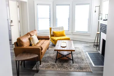 Image de Cheerful home✨ near U of R, Med Center 🏥 & 🛬🛫