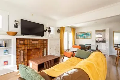 Image de Bungalow Bliss 5 min. To Pasadena or walk to town