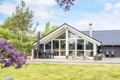 Image de Cottage oasis avec bain a remous-By Traum