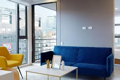 Image de Brand New Apartment With Balcony In La 93