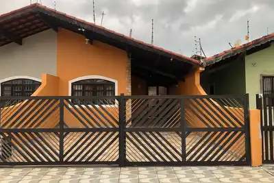 Image de Nice House With Pool In MONGAGUÁ, Platform